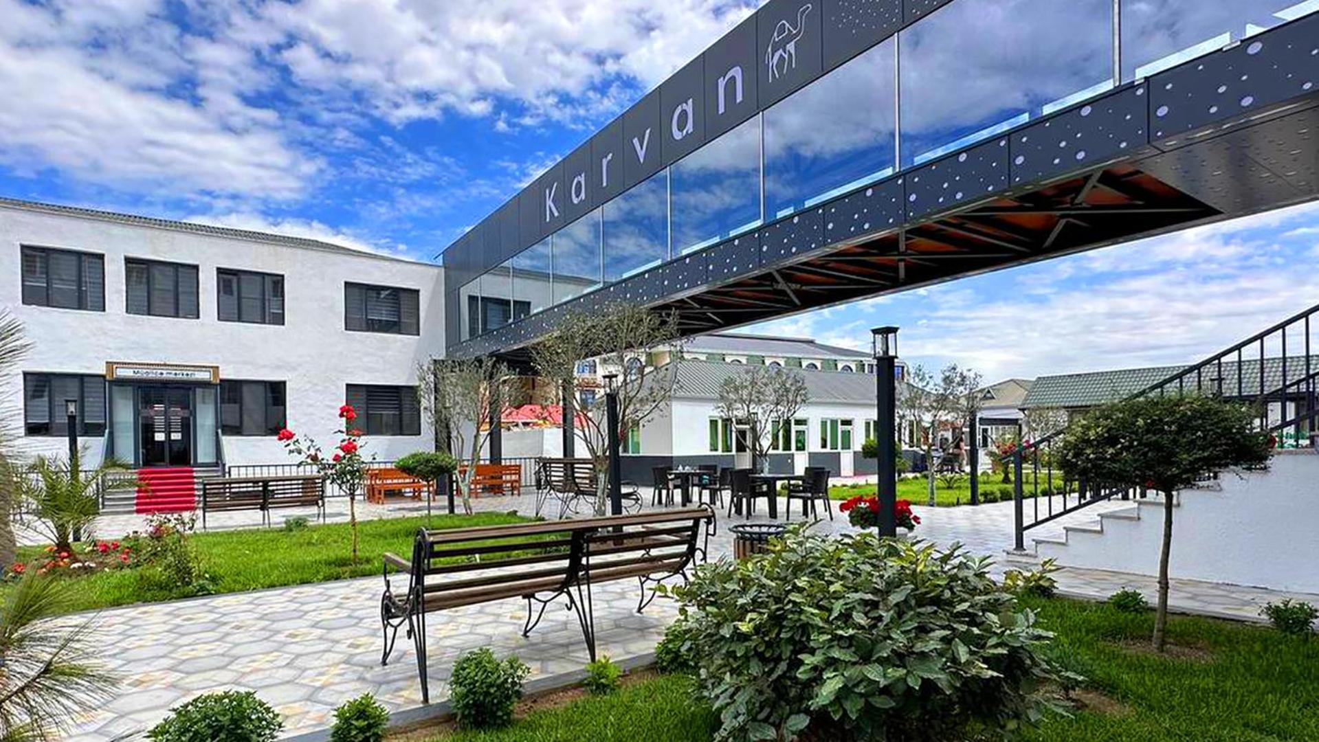 Karvan Hotel-Sanatorium Нафталан Екстер'єр фото